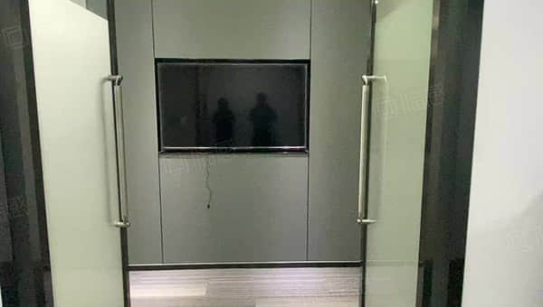 利空突袭！15万亿巨头传出大消息！贝索斯巨额套现